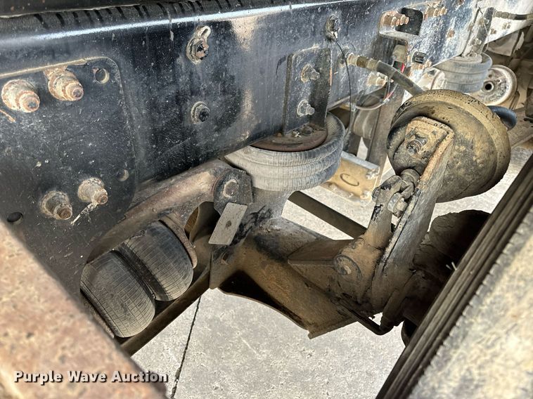 image for item NM9262 2016 Western Star 4700SF dump truck