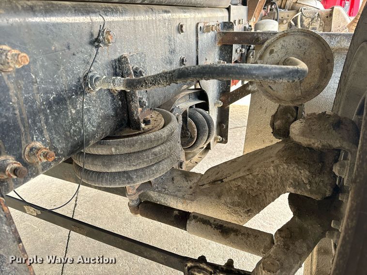 image for item NM9262 2016 Western Star 4700SF dump truck