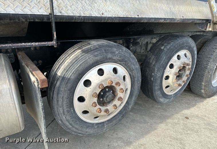 image for item NM9262 2016 Western Star 4700SF dump truck