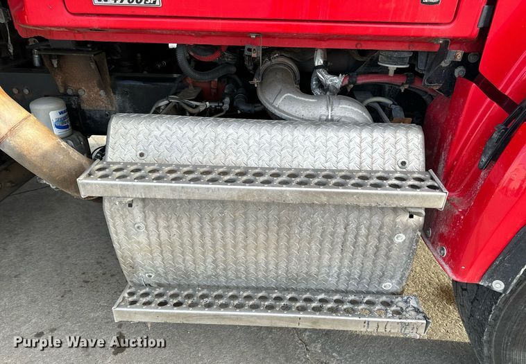 image for item NM9262 2016 Western Star 4700SF dump truck