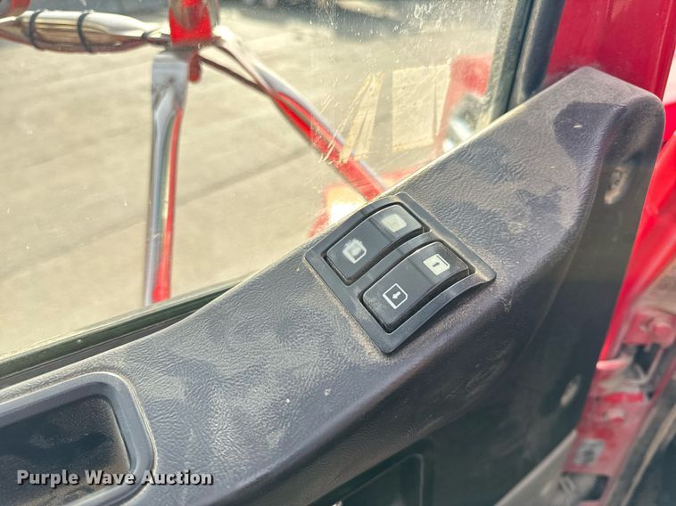 image for item NM9262 2016 Western Star 4700SF dump truck