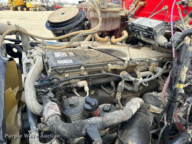 image for item NM9262 2016 Western Star 4700SF dump truck