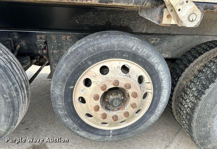 image for item NM9262 2016 Western Star 4700SF dump truck