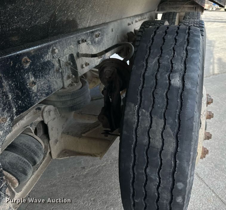 image for item NM9262 2016 Western Star 4700SF dump truck