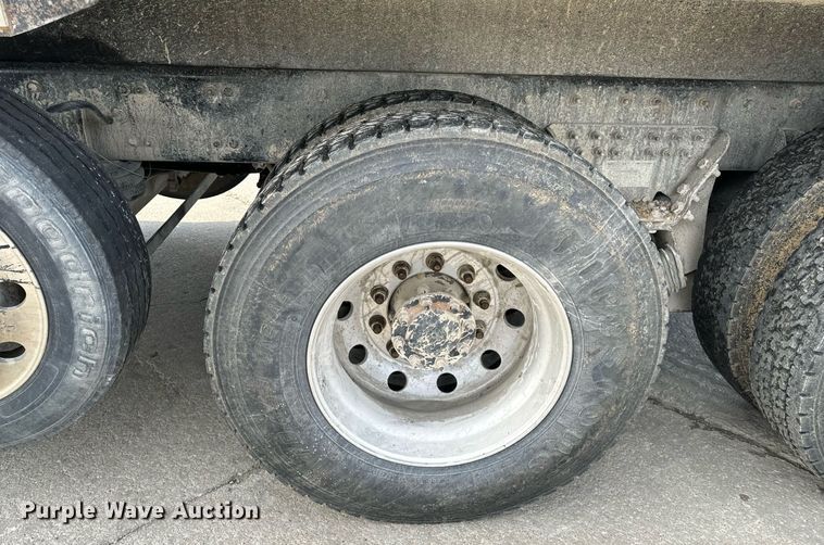 image for item NM9262 2016 Western Star 4700SF dump truck