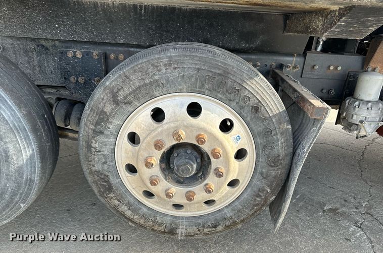 image for item NM9262 2016 Western Star 4700SF dump truck