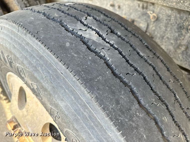 image for item NM9262 2016 Western Star 4700SF dump truck