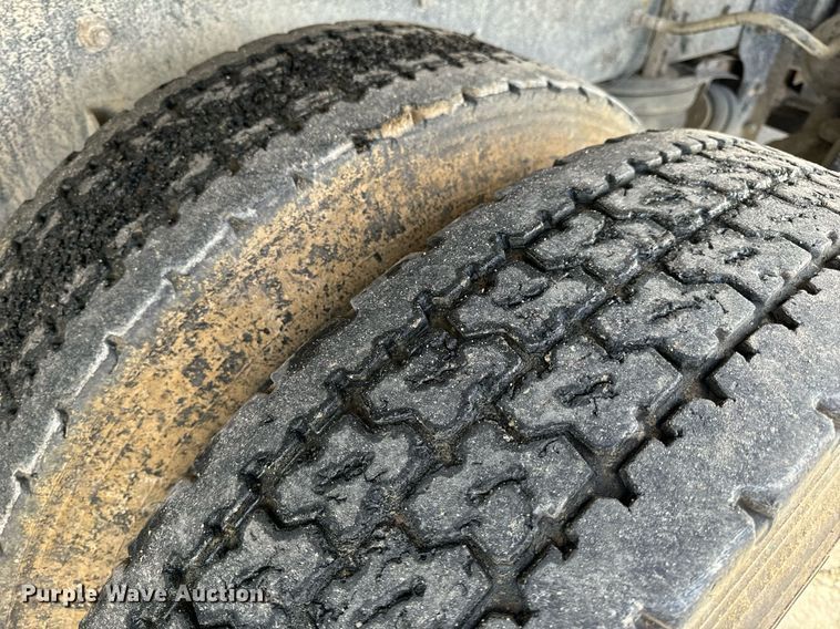 image for item NM9262 2016 Western Star 4700SF dump truck