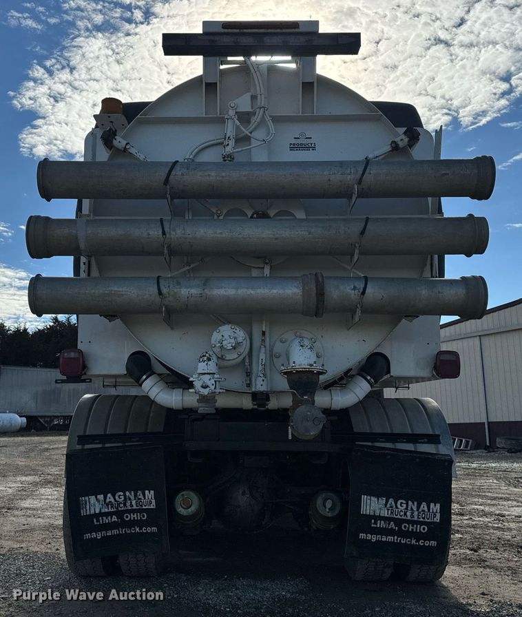 image for item NM9270 2007 Sterling  sewer jetter truck