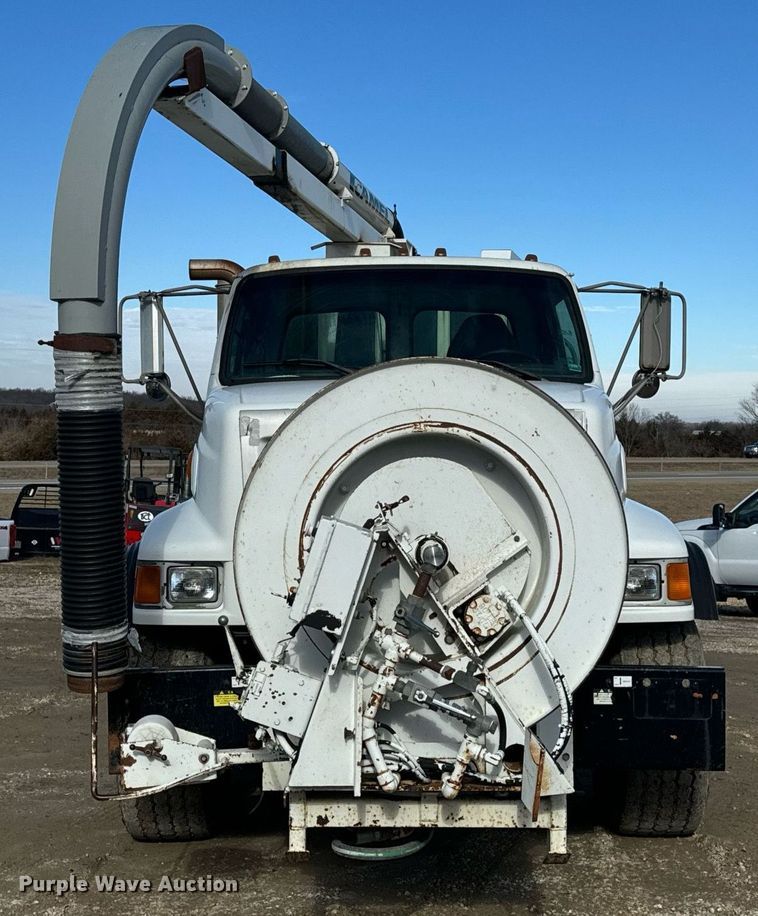image for item NM9270 2007 Sterling  sewer jetter truck