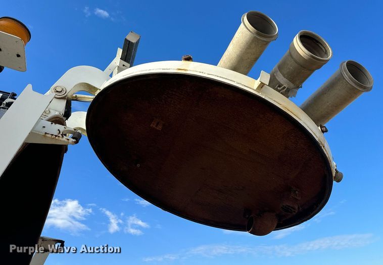 image for item NM9270 2007 Sterling  sewer jetter truck