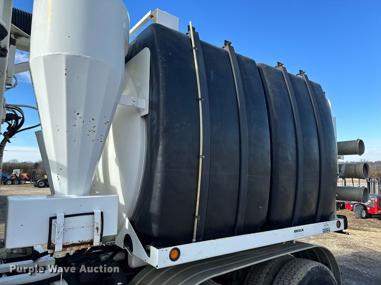 image for item NM9270 2007 Sterling  sewer jetter truck