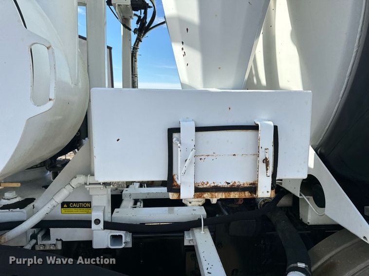 image for item NM9270 2007 Sterling  sewer jetter truck