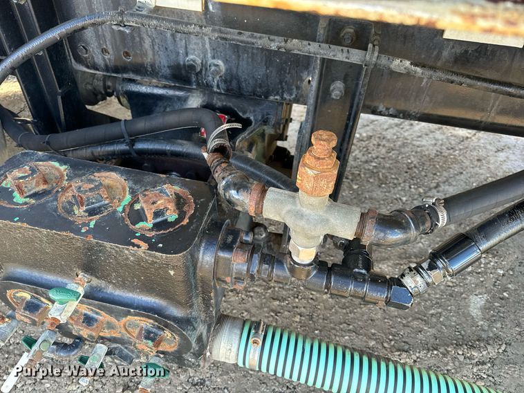 image for item NM9270 2007 Sterling  sewer jetter truck