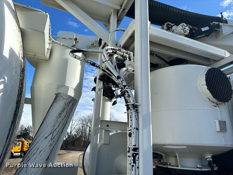 image for item NM9270 2007 Sterling  sewer jetter truck