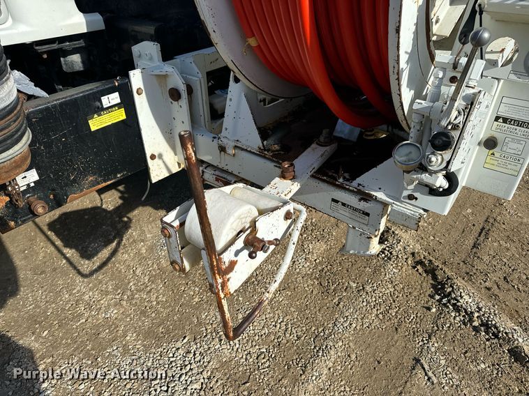 image for item NM9270 2007 Sterling  sewer jetter truck