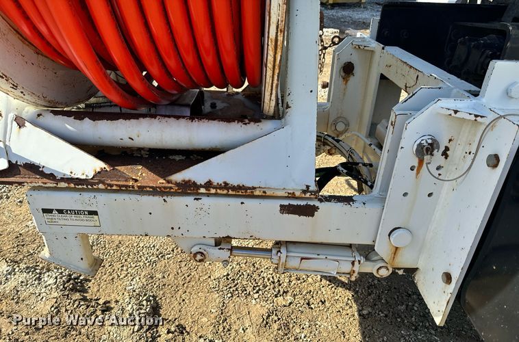 image for item NM9270 2007 Sterling  sewer jetter truck