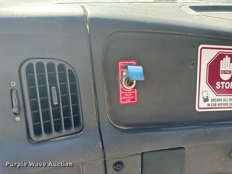 image for item NM9270 2007 Sterling  sewer jetter truck