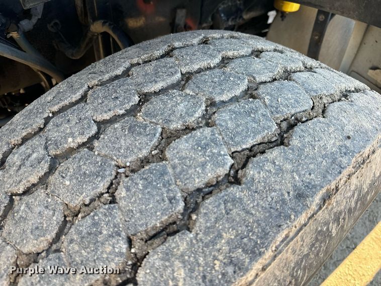 image for item NM9270 2007 Sterling  sewer jetter truck