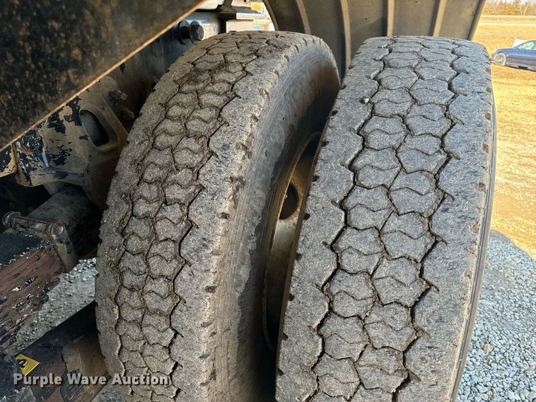 image for item NM9270 2007 Sterling  sewer jetter truck