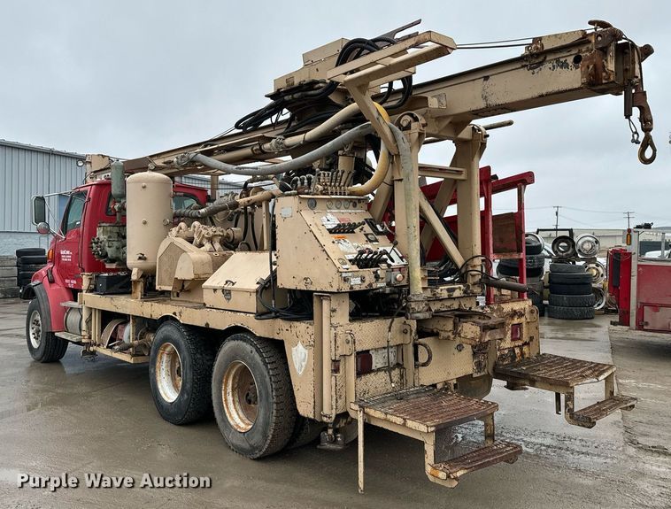 image for item NN9365 2000 Sterling LT8500 drilling rig truck