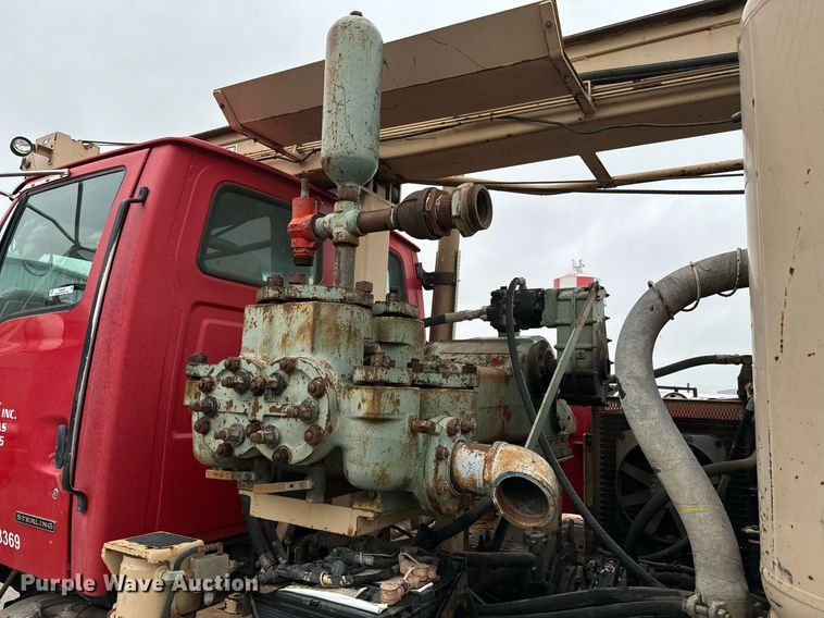 image for item NN9365 2000 Sterling LT8500 drilling rig truck