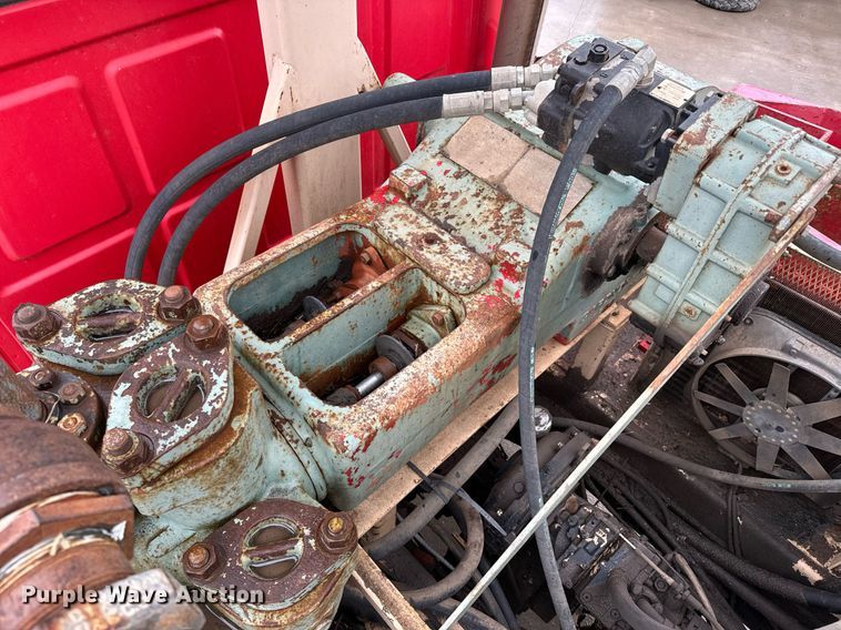 image for item NN9365 2000 Sterling LT8500 drilling rig truck