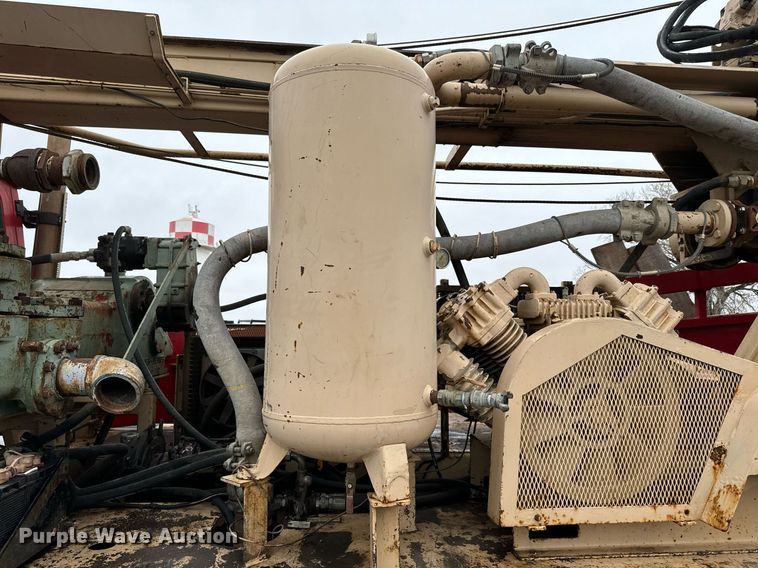 image for item NN9365 2000 Sterling LT8500 drilling rig truck