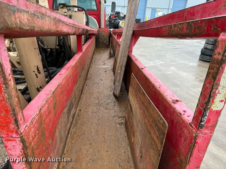 image for item NN9365 2000 Sterling LT8500 drilling rig truck