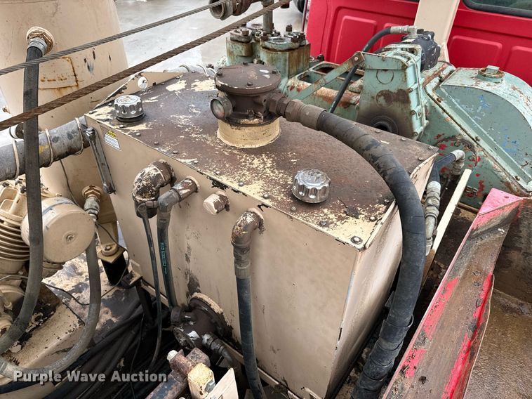 image for item NN9365 2000 Sterling LT8500 drilling rig truck