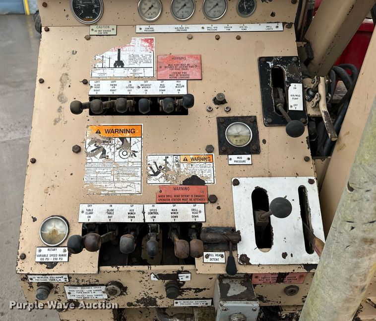 image for item NN9365 2000 Sterling LT8500 drilling rig truck