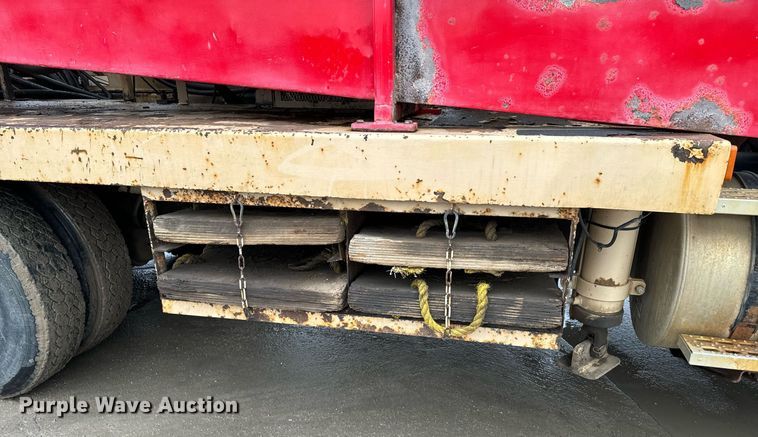 image for item NN9365 2000 Sterling LT8500 drilling rig truck