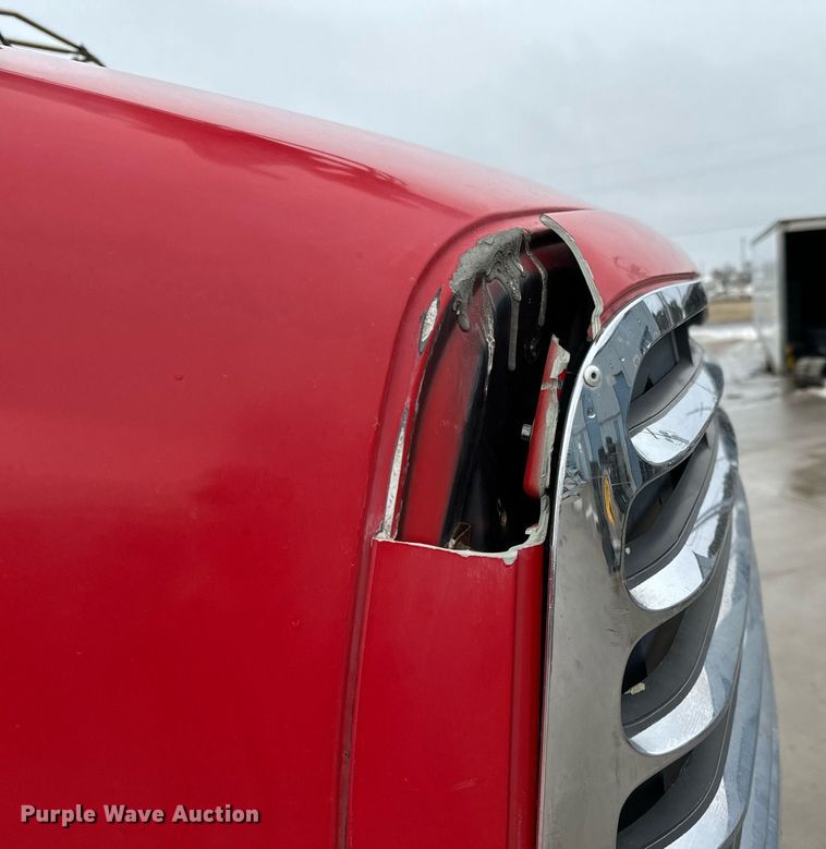 image for item NN9365 2000 Sterling LT8500 drilling rig truck