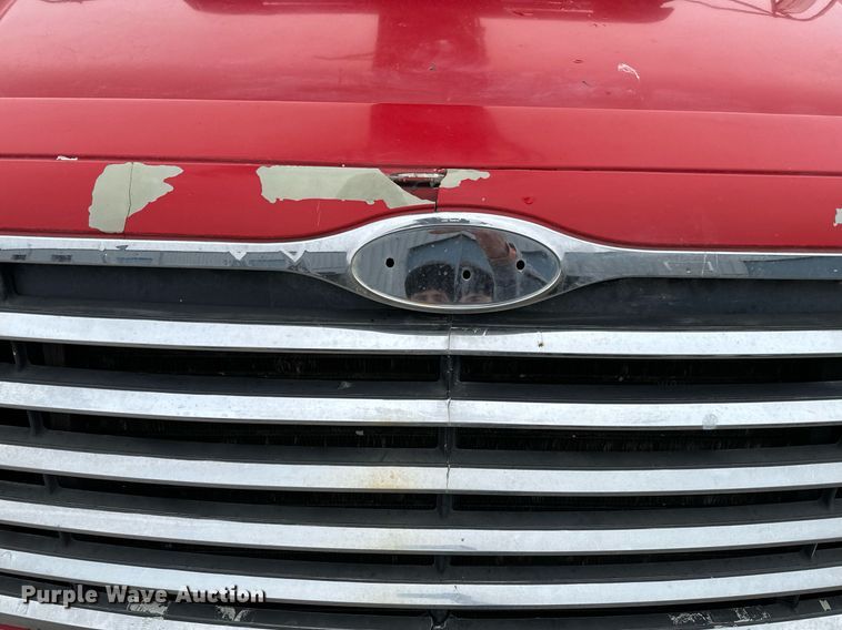 image for item NN9365 2000 Sterling LT8500 drilling rig truck