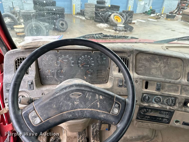 image for item NN9365 2000 Sterling LT8500 drilling rig truck