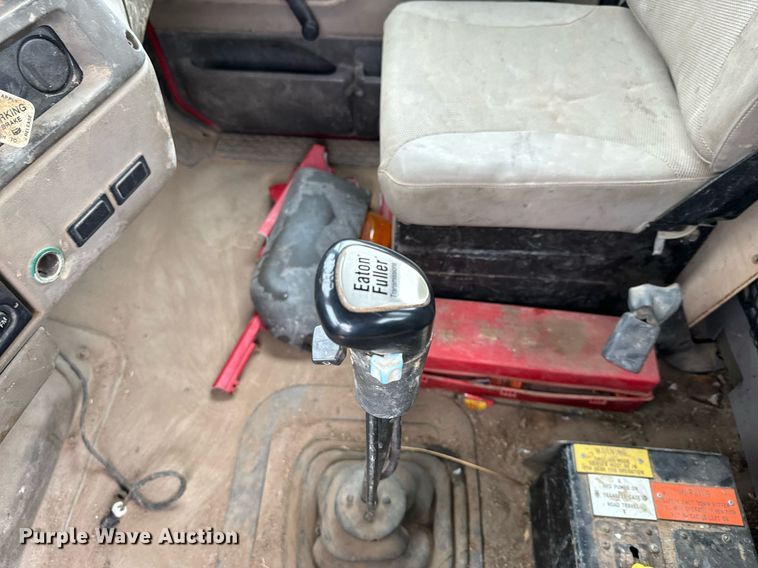 image for item NN9365 2000 Sterling LT8500 drilling rig truck