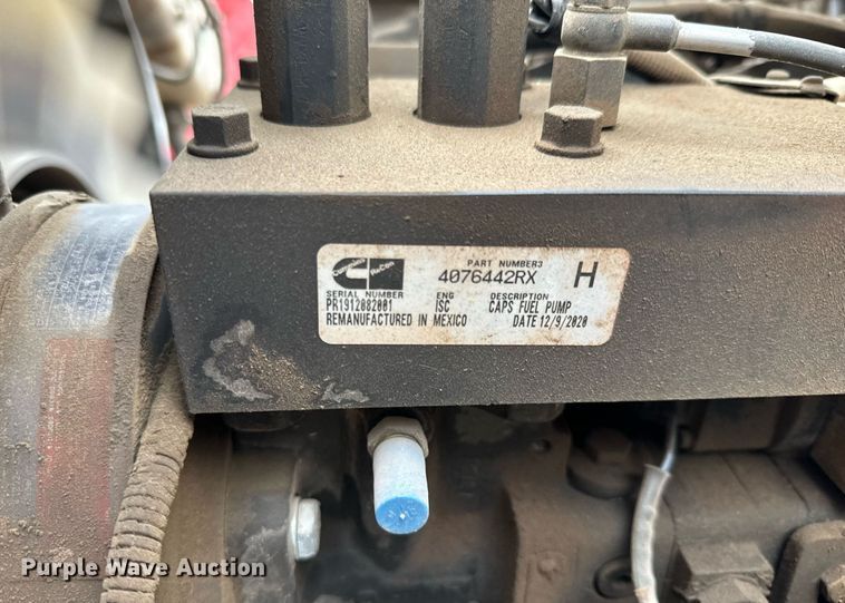 image for item NN9365 2000 Sterling LT8500 drilling rig truck