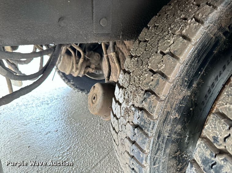 image for item NN9365 2000 Sterling LT8500 drilling rig truck