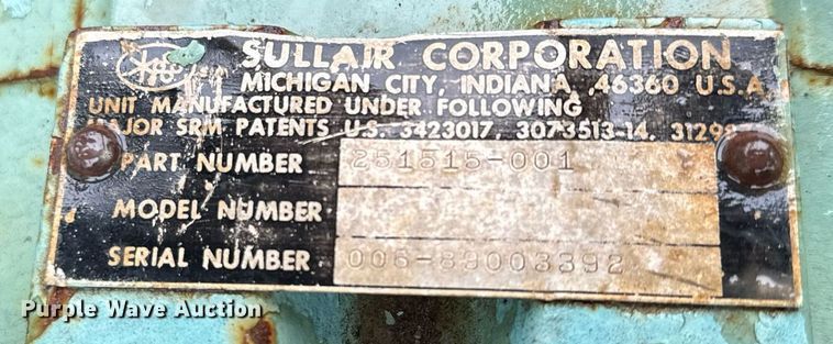 image for item NN9367 1990 International  4900 drilling rig truck