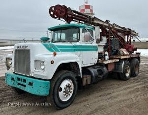 image for item NN9368 1979 Mack cable tool rig truck