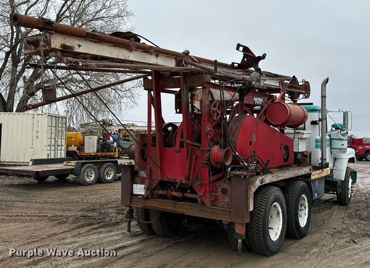 image for item NN9368 1979 Mack cable tool rig truck