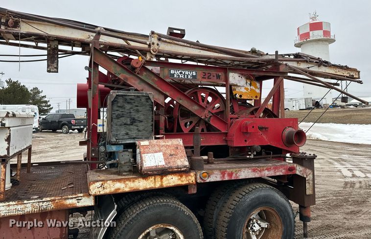 image for item NN9368 1979 Mack cable tool rig truck