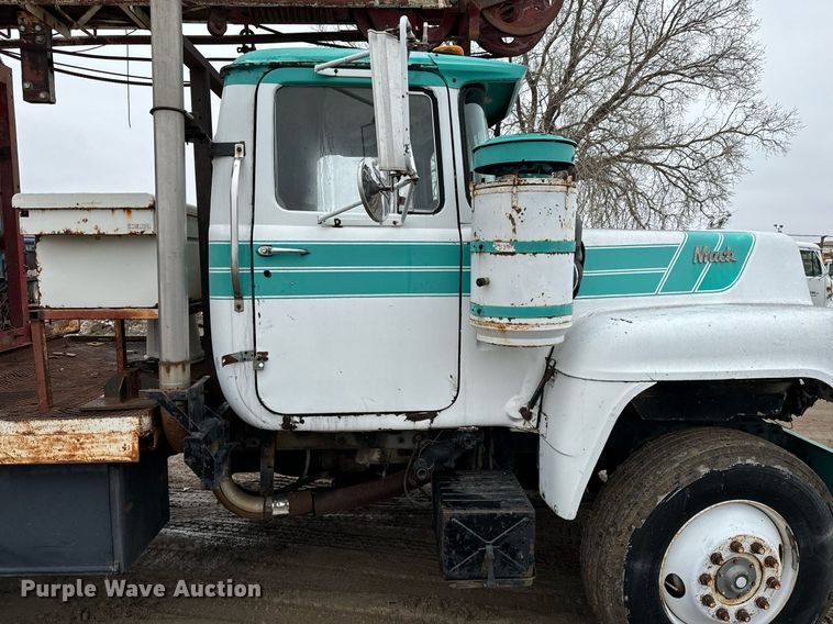 image for item NN9368 1979 Mack cable tool rig truck