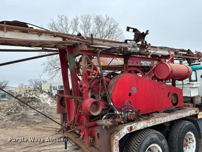 image for item NN9368 1979 Mack cable tool rig truck