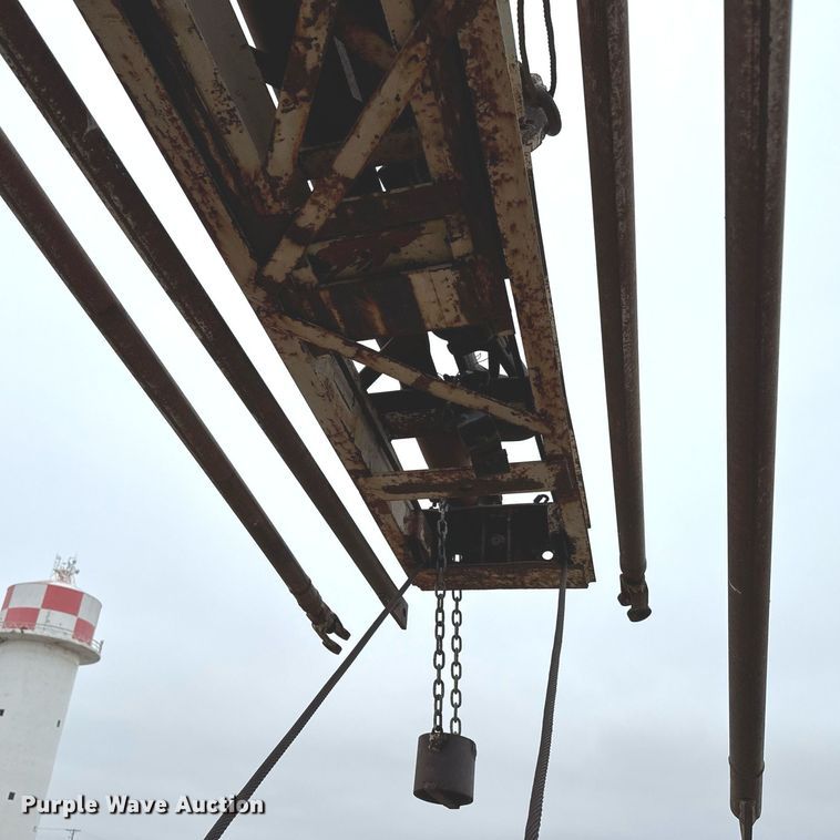 image for item NN9368 1979 Mack cable tool rig truck