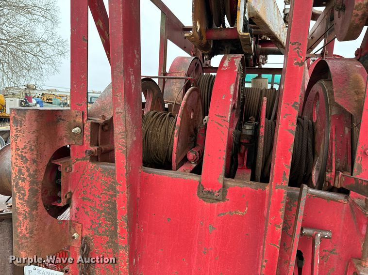 image for item NN9368 1979 Mack cable tool rig truck