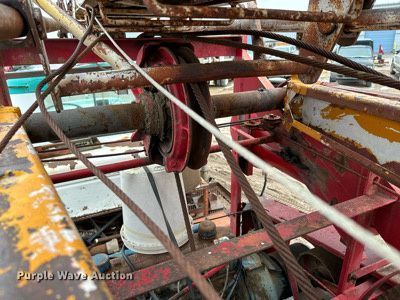 image for item NN9368 1979 Mack cable tool rig truck