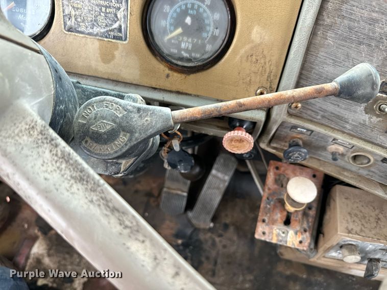 image for item NN9368 1979 Mack cable tool rig truck