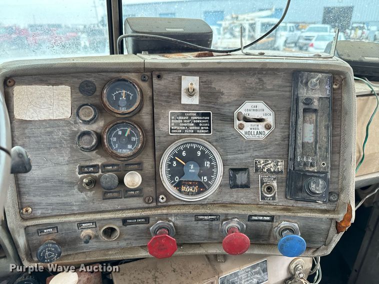 image for item NN9368 1979 Mack cable tool rig truck