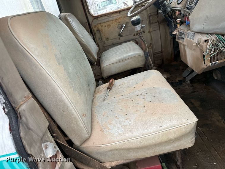 image for item NN9368 1979 Mack cable tool rig truck